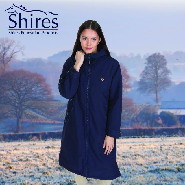 Shires Equestrian Aubrion Core All Weather Robe - Unisex